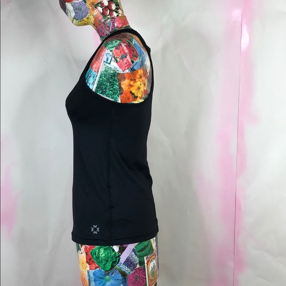 UO Without Walls Racerback Active Workout Tank - Picture 3 of 7